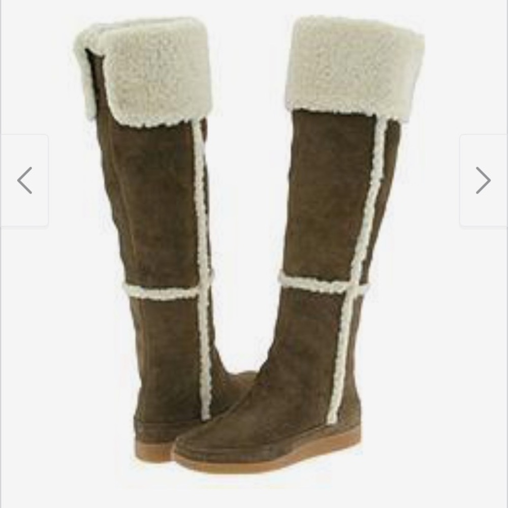 Michael Kors Fairbanks Boots (olive)